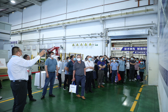 大咖云集，北人智能工厂开放日场面火爆！