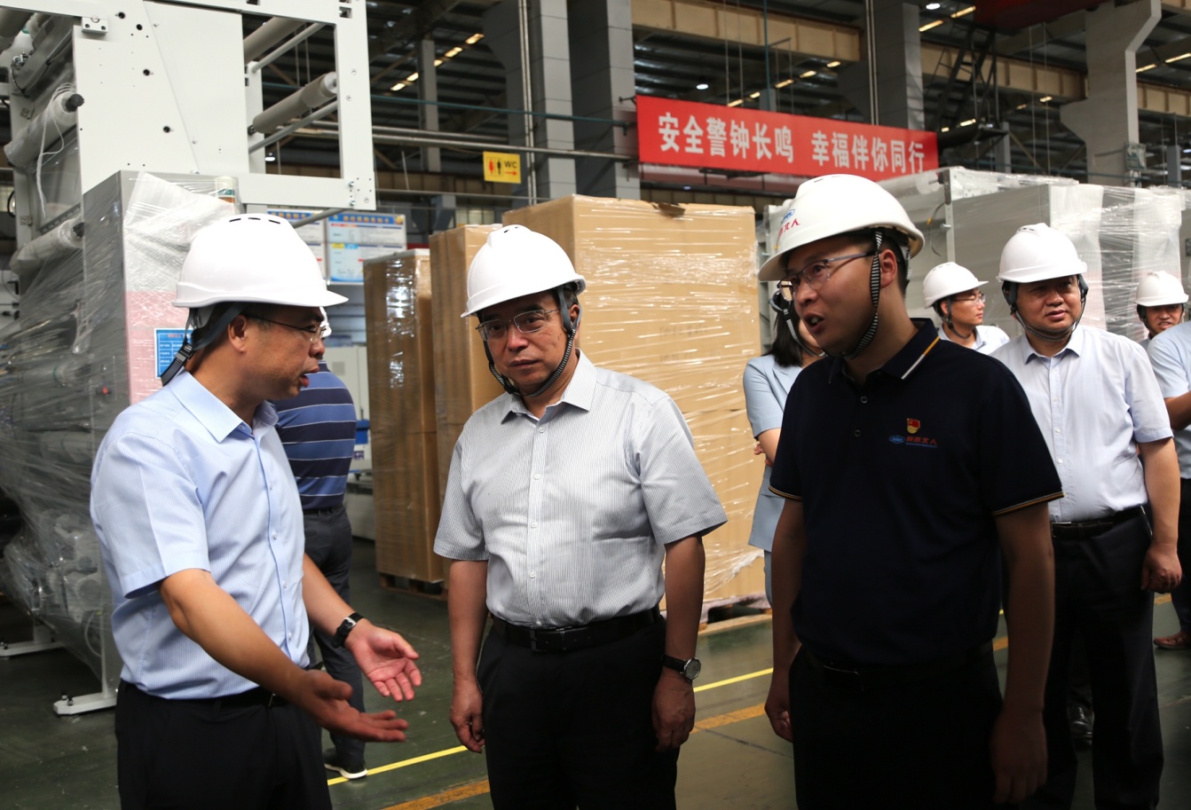 京城机电党委书记、董事长阮忠奎到陕西北人专题调研