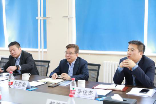 京城机电党委书记、董事长阮忠奎一行到北人智能调研